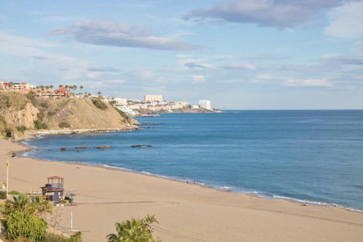 PARADISE SUITES La Cubana Beach Fuengirola Habitación foto